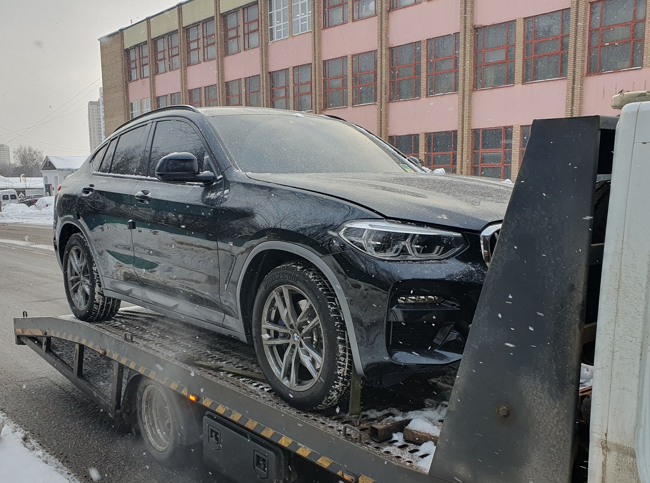 Toyota Harrier из Японии